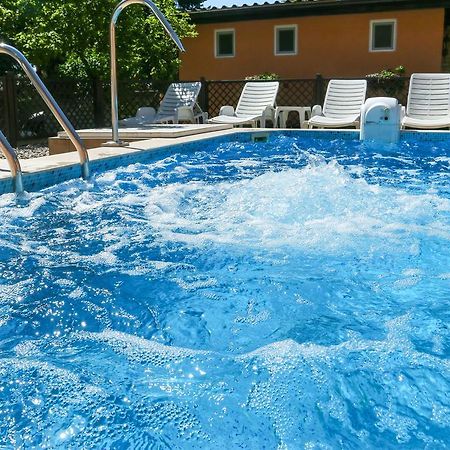 Guesthouse Villa Elizabet Palić エクステリア 写真