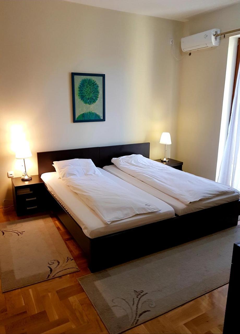 Guesthouse Villa Elizabet Palić エクステリア 写真